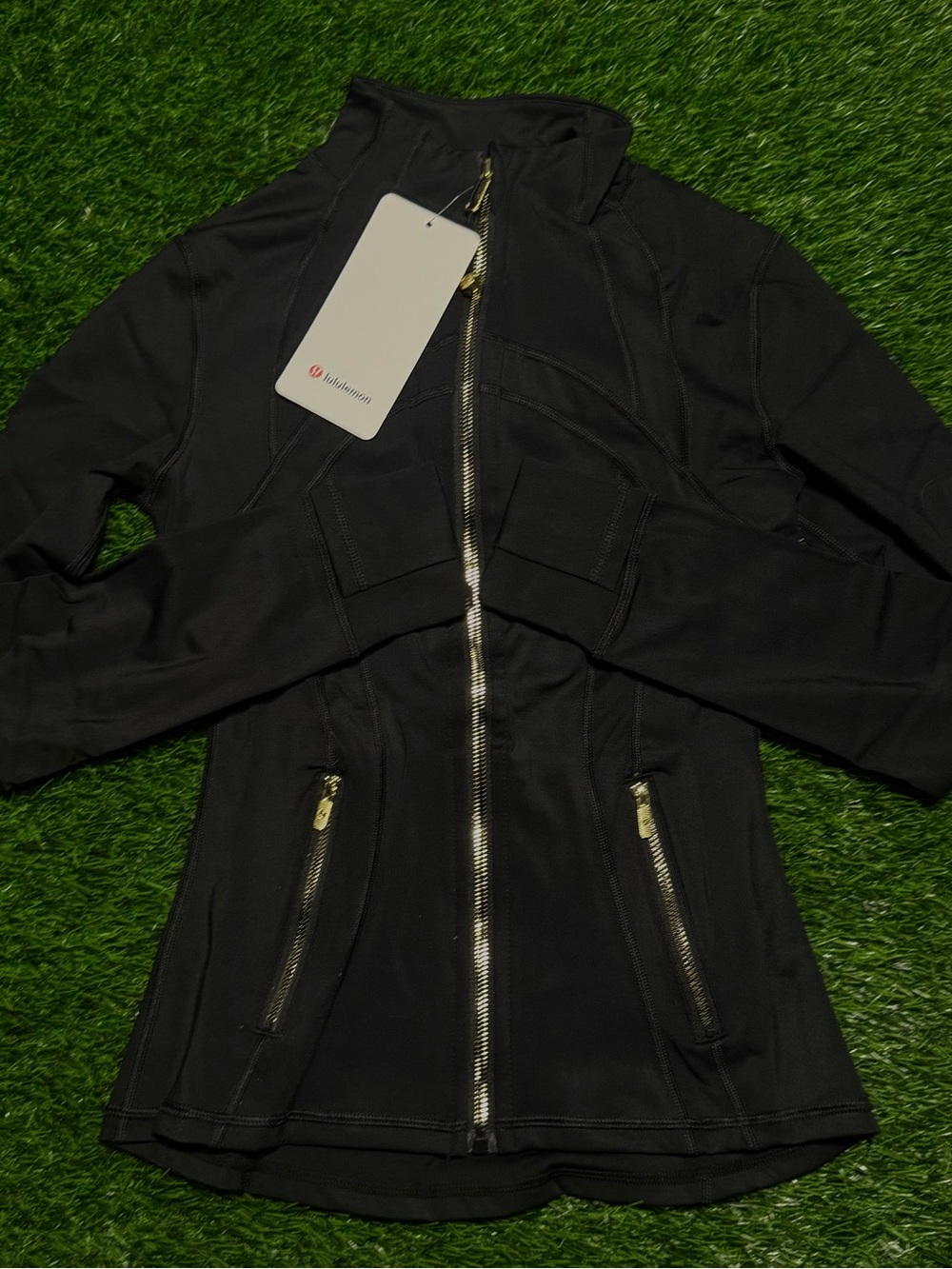 lululemon gold zipper